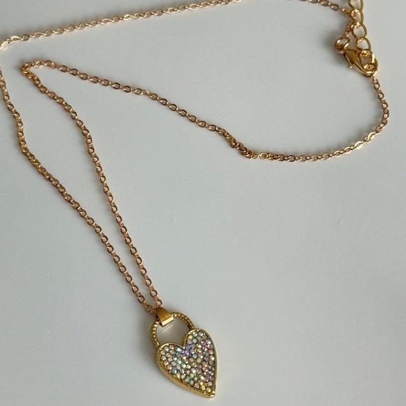 Minimalist Colorful Gems Gold Plated Heart Pendant Necklace - Picture 4 of 5